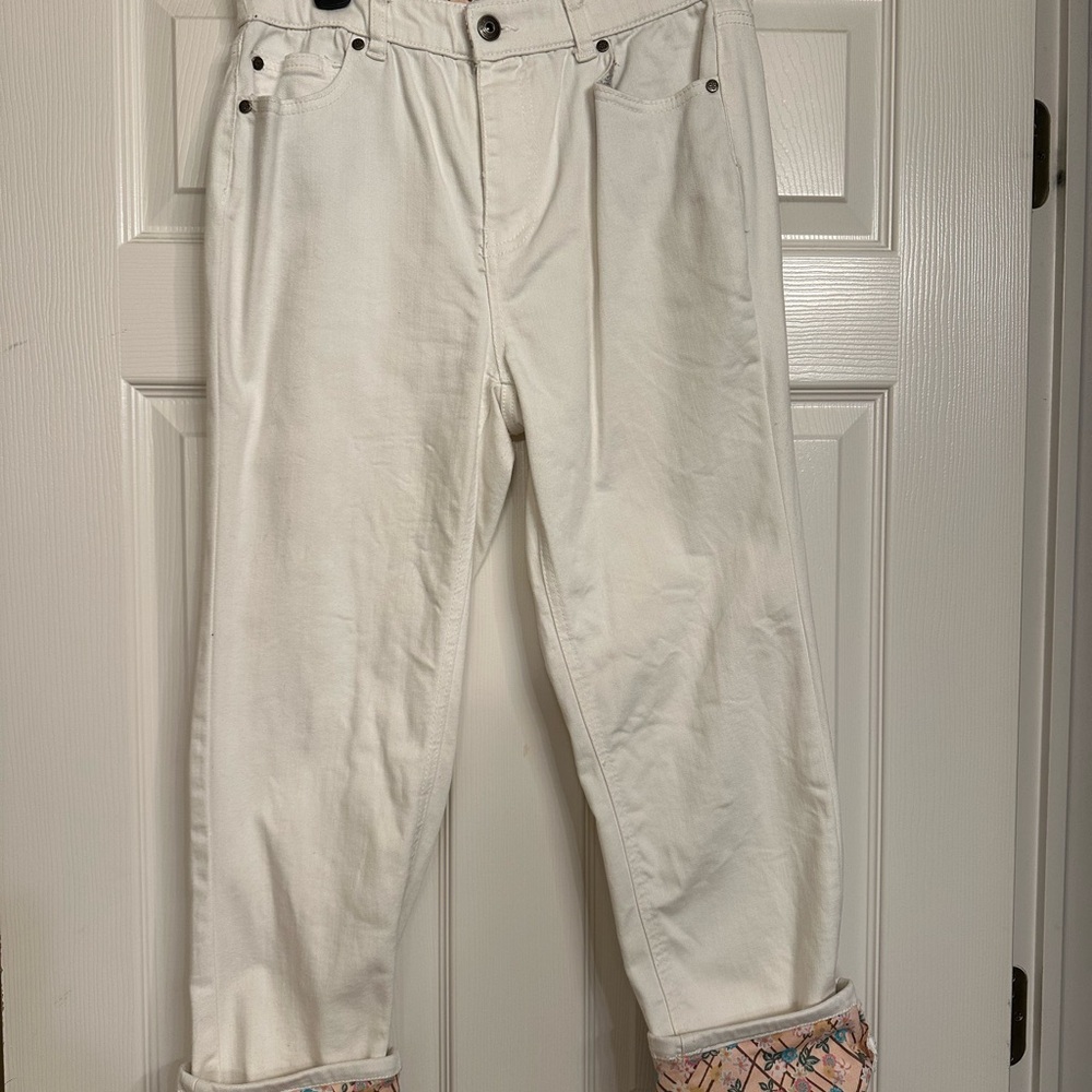 Matilda Jane Women's Size 8 White / Off-White jeans with accents.